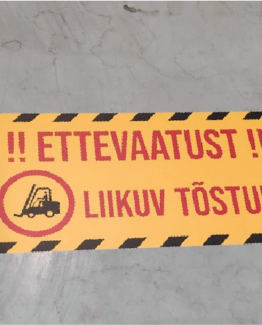 ettevaatust liikuv tõstuk
